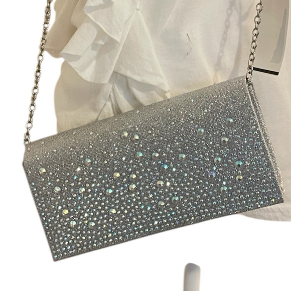 Jessica McClintock Handbags - Jessica McClintock Elegant Silver Clutch Bag NWT